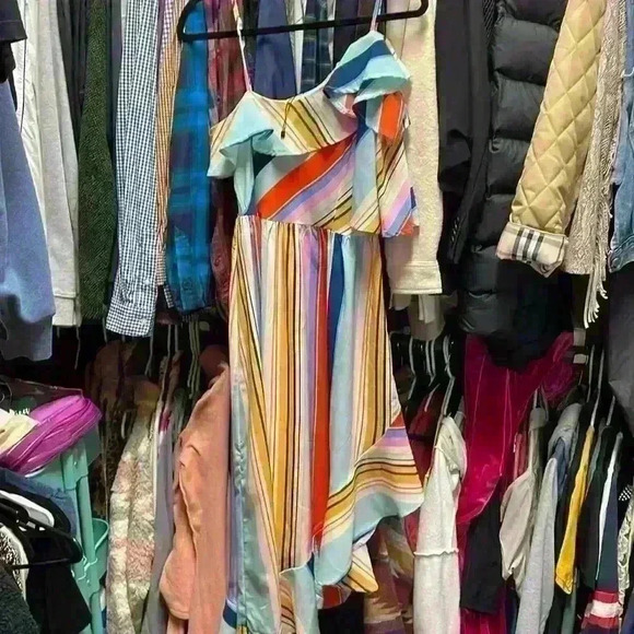 Boohoo Asymmetrical Dress Spring Size 6 - Picture 3 of 6